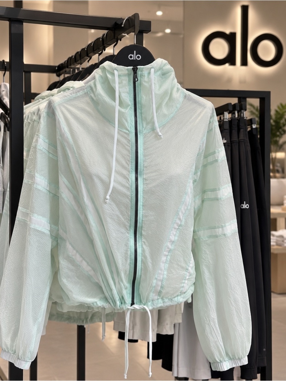 🌸ALO Yoga Mint Sheer Drawstring Bomber Jacket size S Athleisure Yoga Active